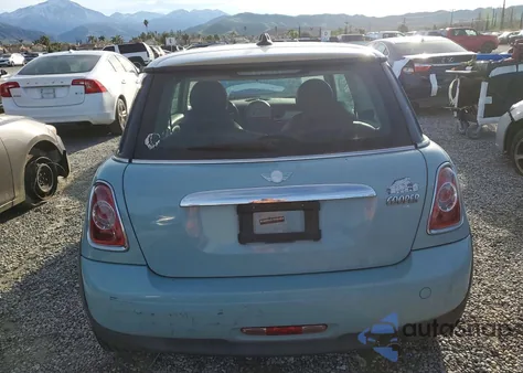 2012 Mini Cooper z USA, uszkodzony, nr VIN WMWSU3C58CT257252